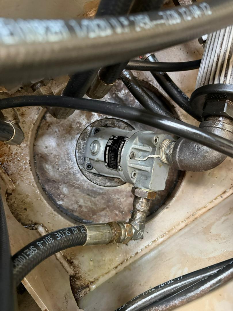 GAS CATALINA – Hose Handling Crane Maintenance — 4